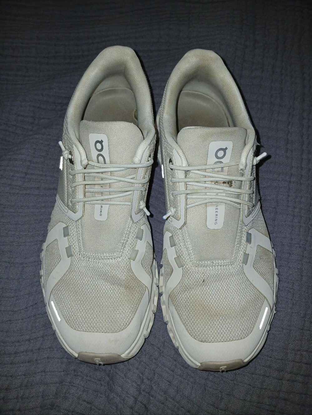 On Cloud 6 Running Shoes